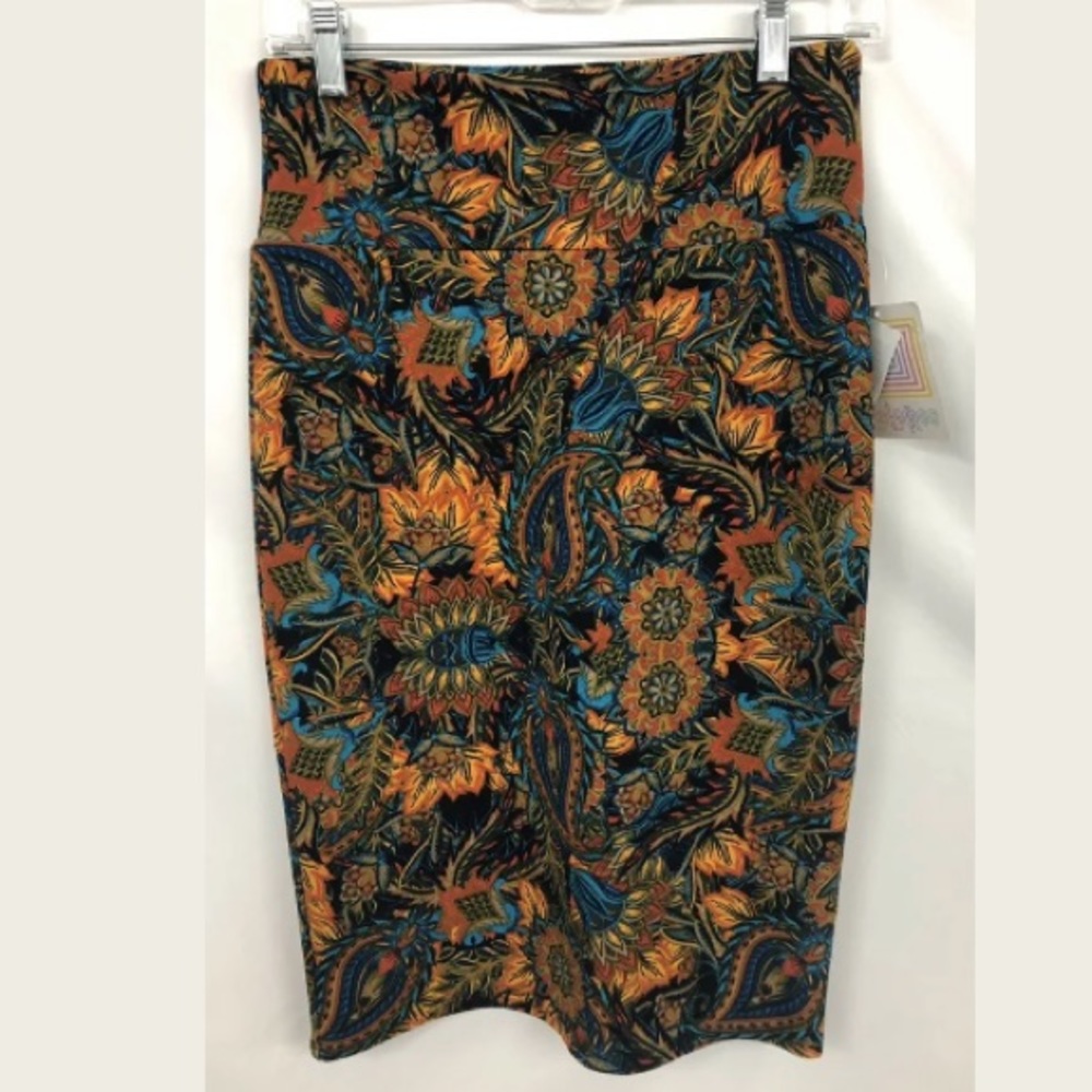 LULAROE‎ CASSIE SKIRT S